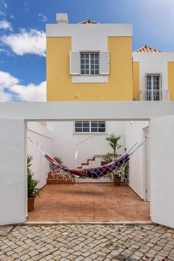 Family Meeting Point - V3 - Faro Villa Exterior photo